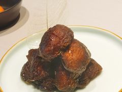沪市牛肉粒-屋里厢上海菜馆