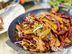 -梁子湖东篱老屋生态庄园