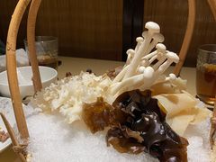 -余欢领鲜火锅(新街口店)