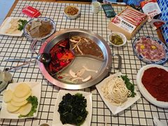 -山悦里 山野·鲜火锅(罗斯福广场店)