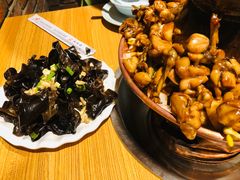 -超越炭火牛蛙火锅鸡(河东店)