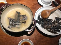 -黑鸡小馆(金源店)
