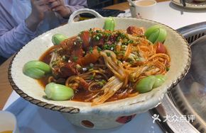Northeast Chinese Pork and Vermicelli Stew