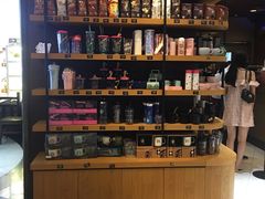 零售区-星巴克(广州东圃天银店)