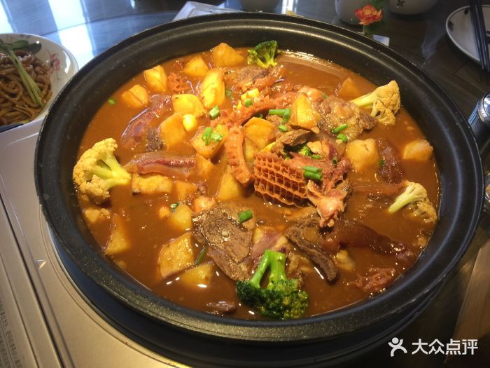 巷陌味道中式创意餐厅牛一锅图片 - 第137张