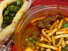 -谢老五跷脚牛肉·非遗传承店
