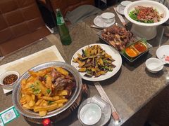 -嘎吧锅私家菜馆(新村十区店)