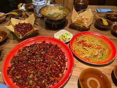 -先启半步颠小酒馆(白麓里店)