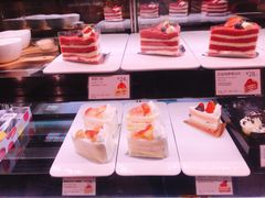 -巴黎贝甜(大宁国际商业广场店)