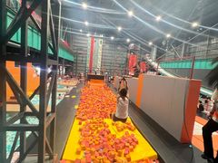 -极限PLAY运动娱乐新世界·团建派对潮玩休闲馆·室内蹦极高空游乐园