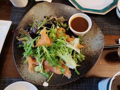 三文鱼色拉-马勒别墅·中餐厅