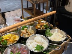 -一朵菌·野生菌探索家火锅(南亚店)