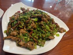 怪味牛柳-恩宏德餐馆(平山道店)