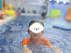 -龙格亲子游泳•水育早教运动中心