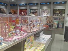 -泡泡玛特POPMART(石景山万达店)