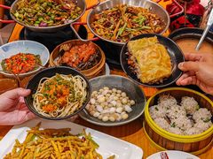 -莲餐厅·湖北菜·潜江小龙虾店(愚园路店)