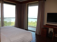 -三亚湾海居铂尔曼度假酒店