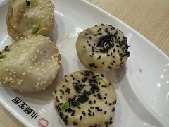 -小杨生煎(金山百联购物中心3楼店)