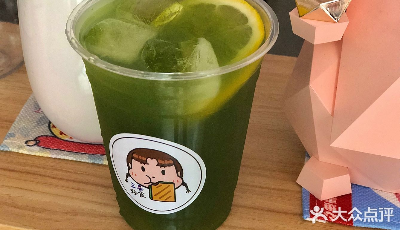 冠城商业中心的一家小小的轻食店🥗