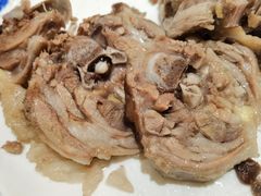 手抓羊脖-宁夏国强手抓羊肉·清真菜(未央路凤三店)