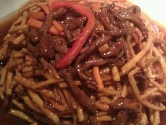 馓子牛肉-刘胖子家常菜·蹄花焖藕(中南店)