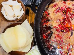 -周幺妹重庆老火锅(银泰城总店)