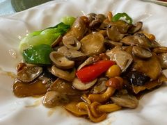 -鸿运楼烤鸭店(天桥店)
