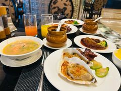 -圣丰索菲特·2 On 988 Café 自助餐厅