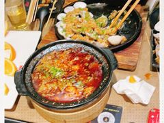 -何师烧烤Pro ·江湖川菜·小龙虾·精酿(太古里旗舰店)