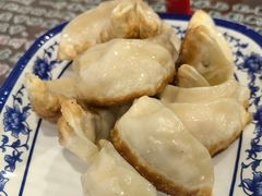 马蹄锅贴-长人馄饨铺(解放街店)