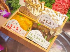 -润泽园椰子鸡(汇一城店)