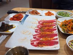 -青瓦餐厅·生鱼片·韩园烤肉(西塔店)