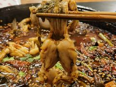 -鸿顺老铁锅美蛙鱼府(解放碑店)