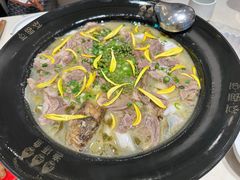 -渔语鱼酸菜鱼新川菜(来福士店)