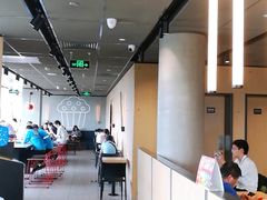 大堂-麦当劳(展览路店)