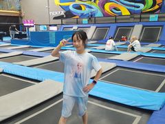 -超时空蹦床团建·VR潮玩运动娱乐·生日派对游乐园(金桥店)