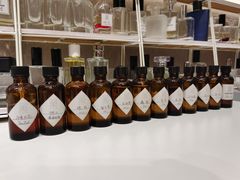 -墨more调香馆DIY自调香水(博雅国际中心B座店)