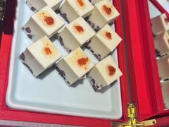 -品海楼·大连海胆锅贴馆(东港店)