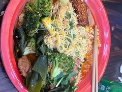 -老街称盘麻辣烫(东方新天地店)