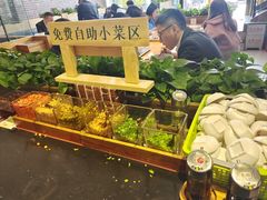 -呷佬·长沙手工米粉(金沙江路店)