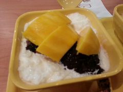 芒果白雪黑糯米甜甜-满记甜品(王府井北京市百货大楼店)