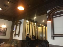 -星巴克(武汉欧利新天地店)