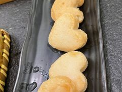 爱心鱼豆腐-湊湊火锅·茶憩(打浦桥日月光店)