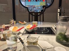 -尚尚仙·酸汤猪手·猪肚鸡火锅(华联万柳购物中心店)