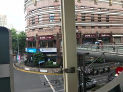 -沪小胖小龙虾(淮海中路旗舰店)