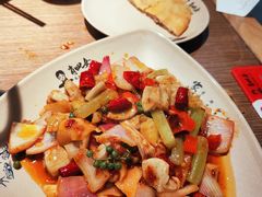 -肖四女乐山跷脚牛肉(世博源店)