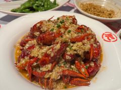 -肥肥虾庄·金牌油焖大虾(汉街SKP店)