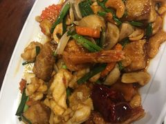 -Dang restaurant (patong phuket)