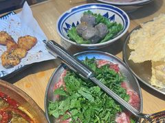 -洱火云南酸菜牛肉火锅(石景山当代商城店)