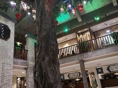 -忆江南·临江鱼馆